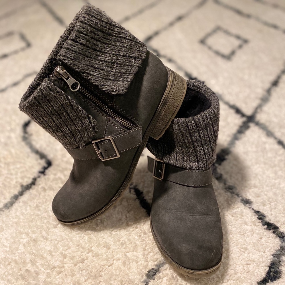 SALE🌟 Rocket Dog Ankle Zip Boots Sweater Cuffs